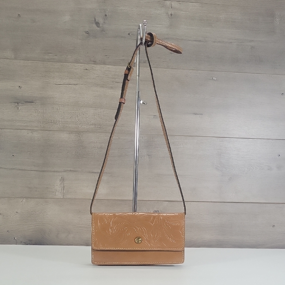 Patricia Nash Tooled Tan Leather Crossbody Wallet Bag